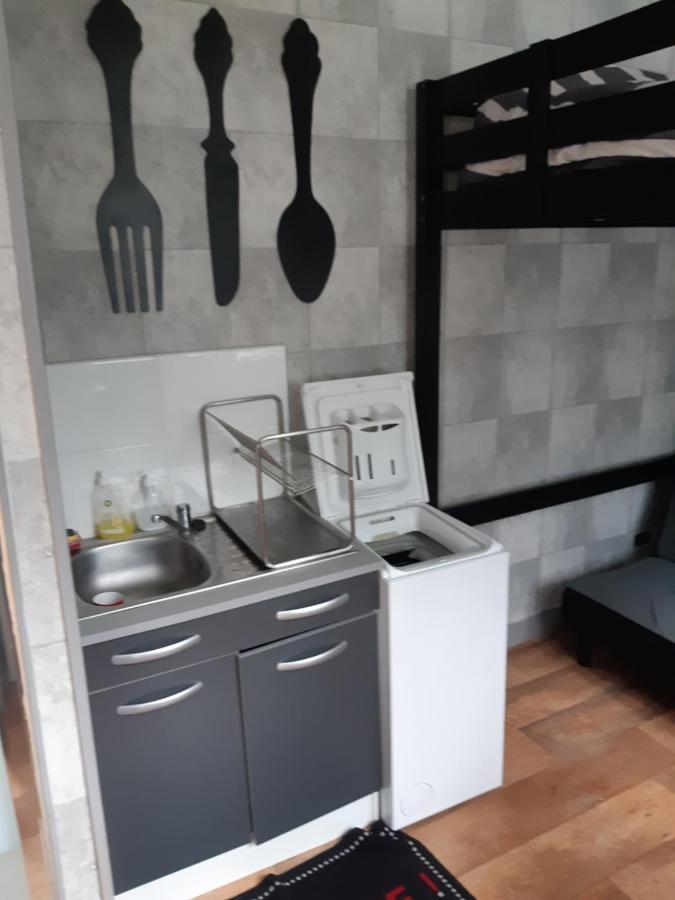 Maison Studio Sedan Meuble 14M2 Independant Bagian luar foto